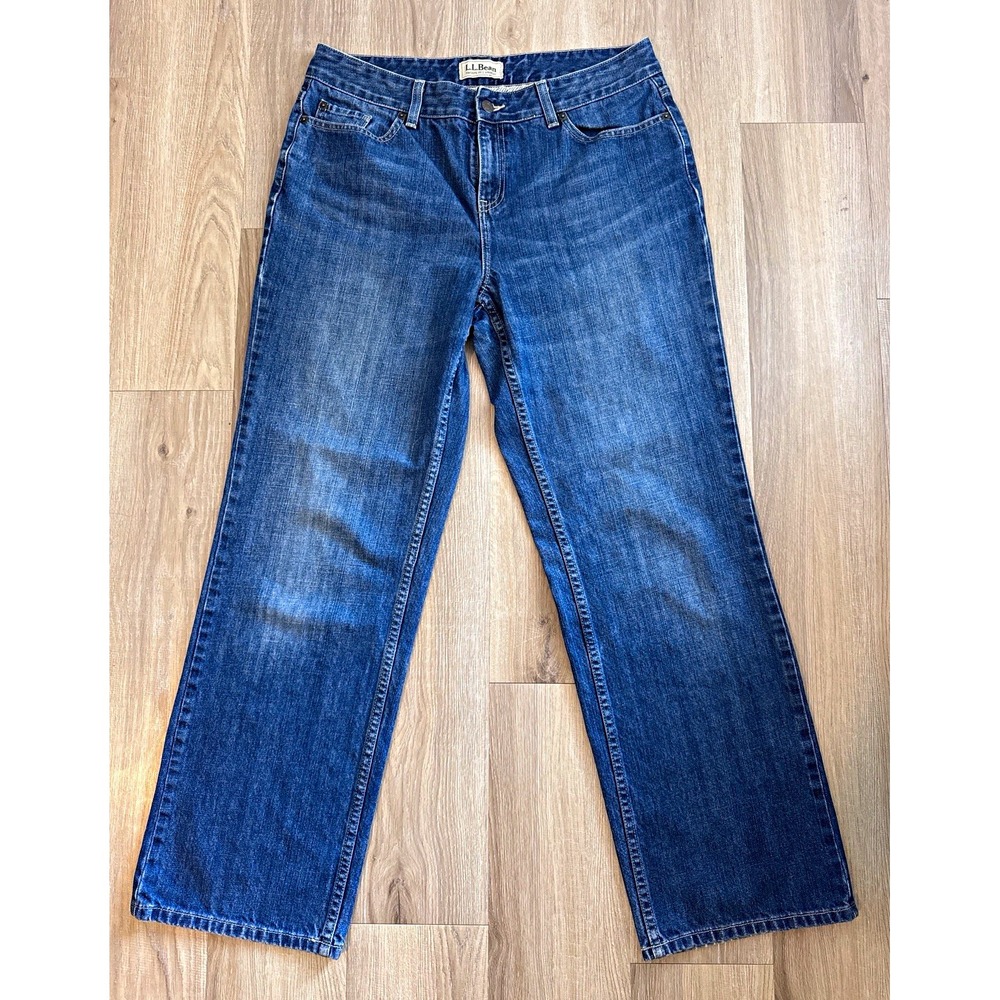 L.L.Bean Favorite Fit Straight Leg Blue Denim Jeans 12 Regular Mid Rise